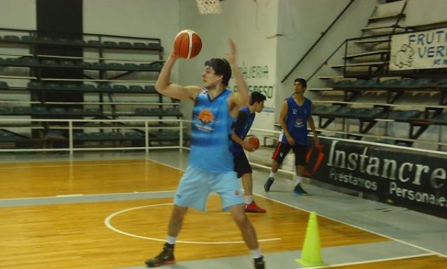 Tom�s Rossi la apuesta a futuro de San Isidro