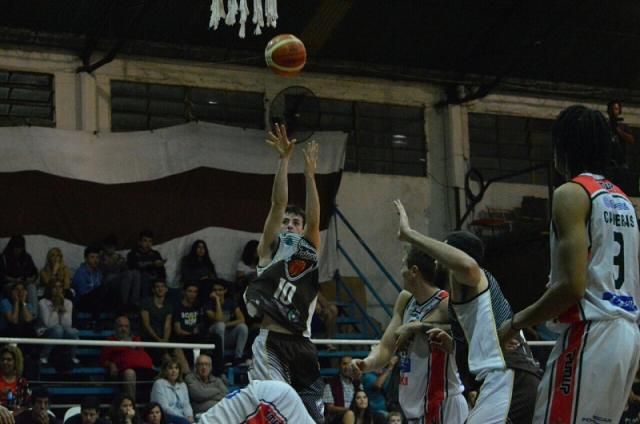 Volvi� la m�quina marr�n