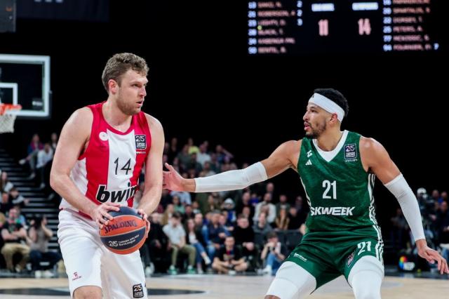 Real Madrid gan el duelo argento, Olympiacos en baja