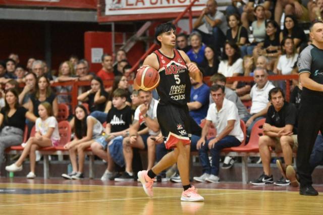 Racing con contundencia, La Unin empat de local