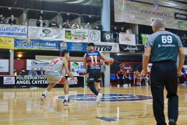 Lans cerr la serie, Viedma domin de local
