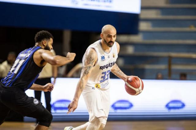 LSB: Regatas comenz� con sufrimiento