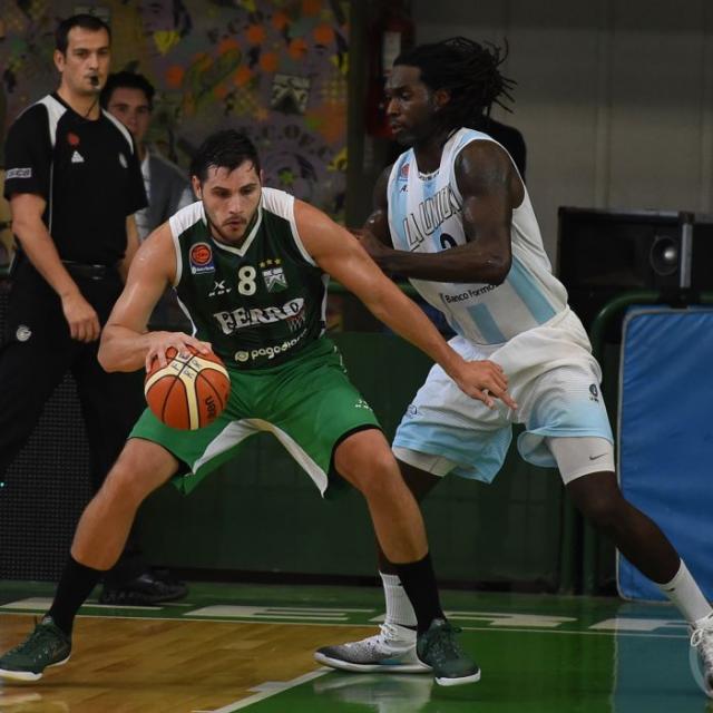 Ferro trep a la cima del Sur