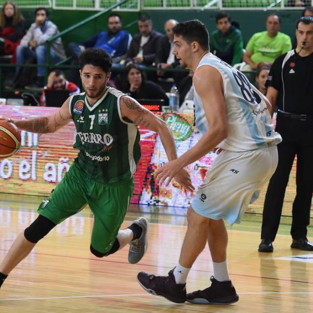 Ferro trep a la cima del Sur