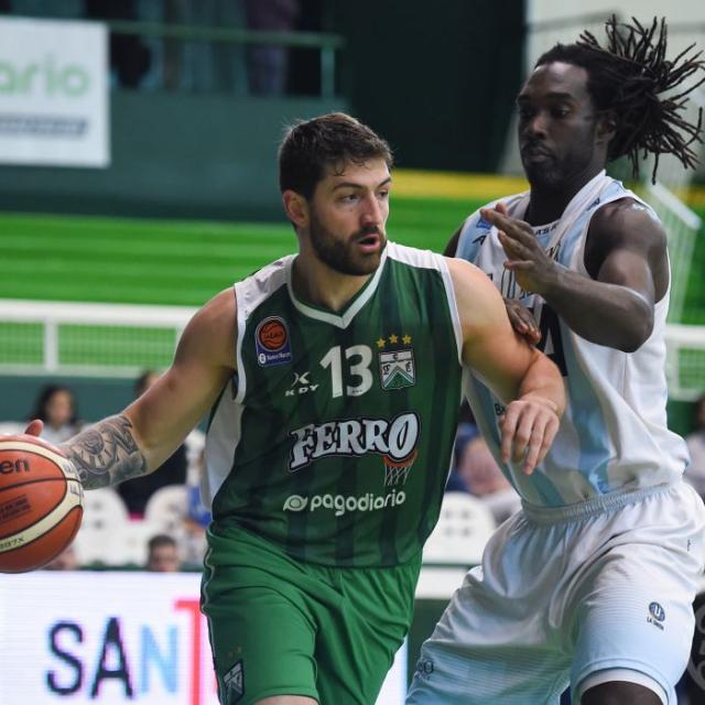 Ferro trep a la cima del Sur